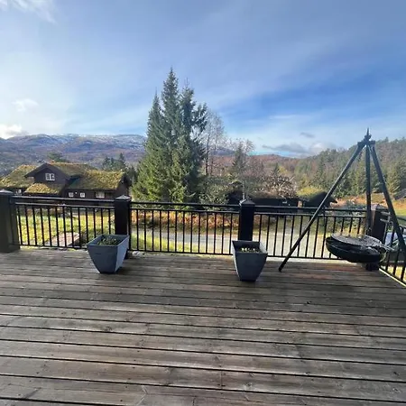 In Kvamskogen بيت للعطل *